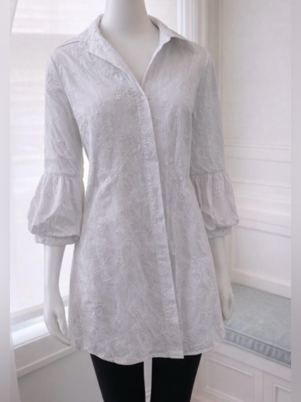 Samuel Dong NWT White Embroidered Tunic Blouse Puff Sleeve L - Picture 2 of 8